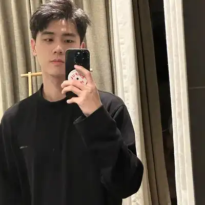 陈彤
